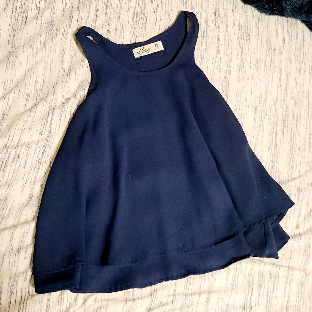 Hollister Nave Blue Flowy Crop Tank